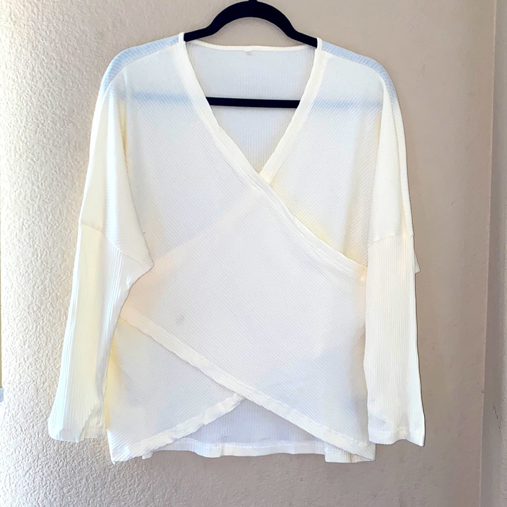 DROP SHOULDER WRAP TOP